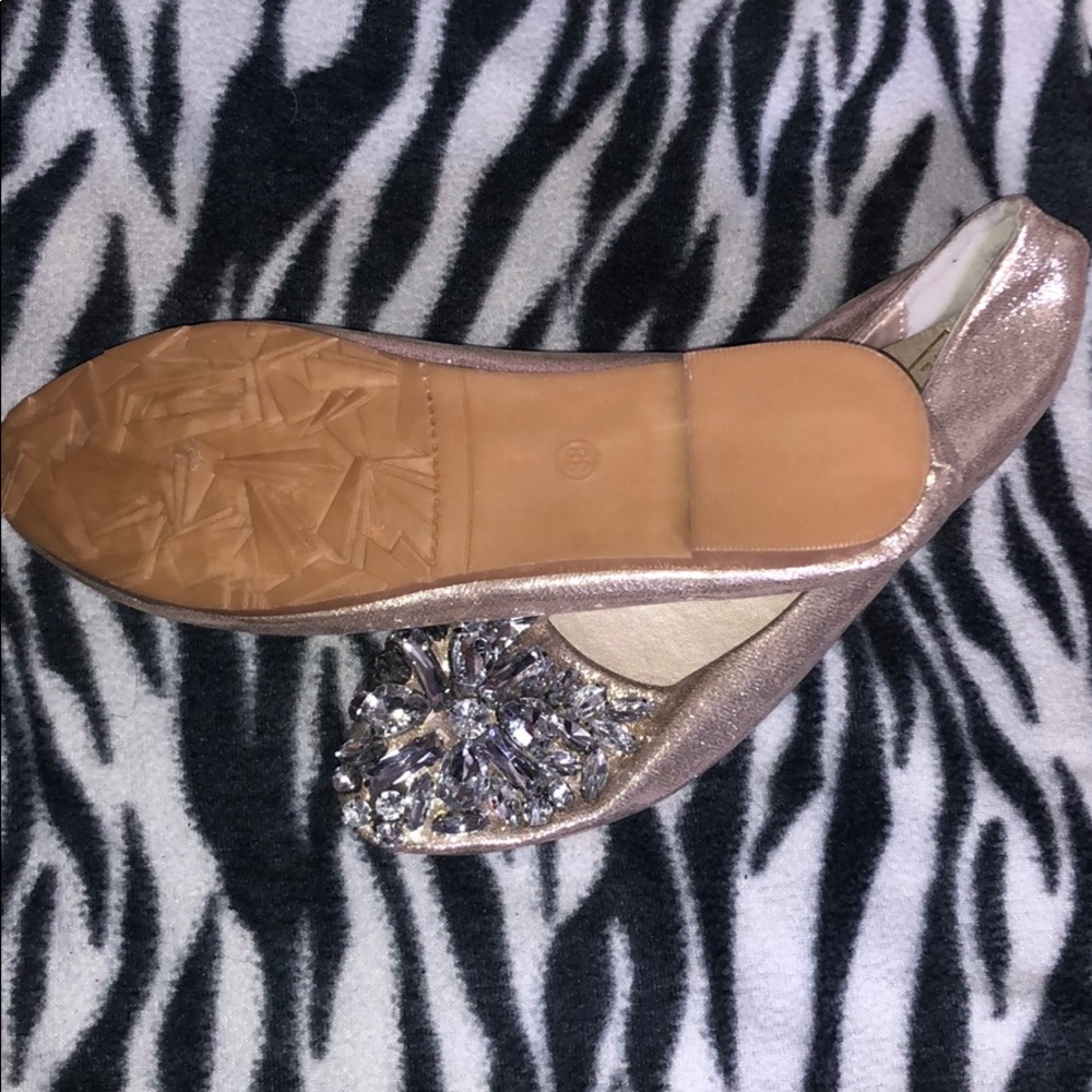 Flats - Picture 2 of 2